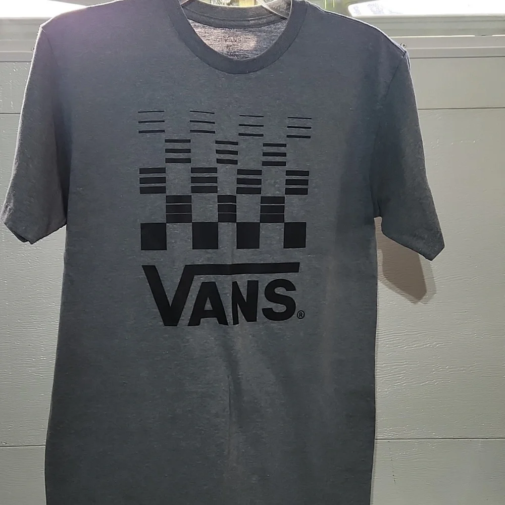 Vans tshirt - Picture 2 of 5